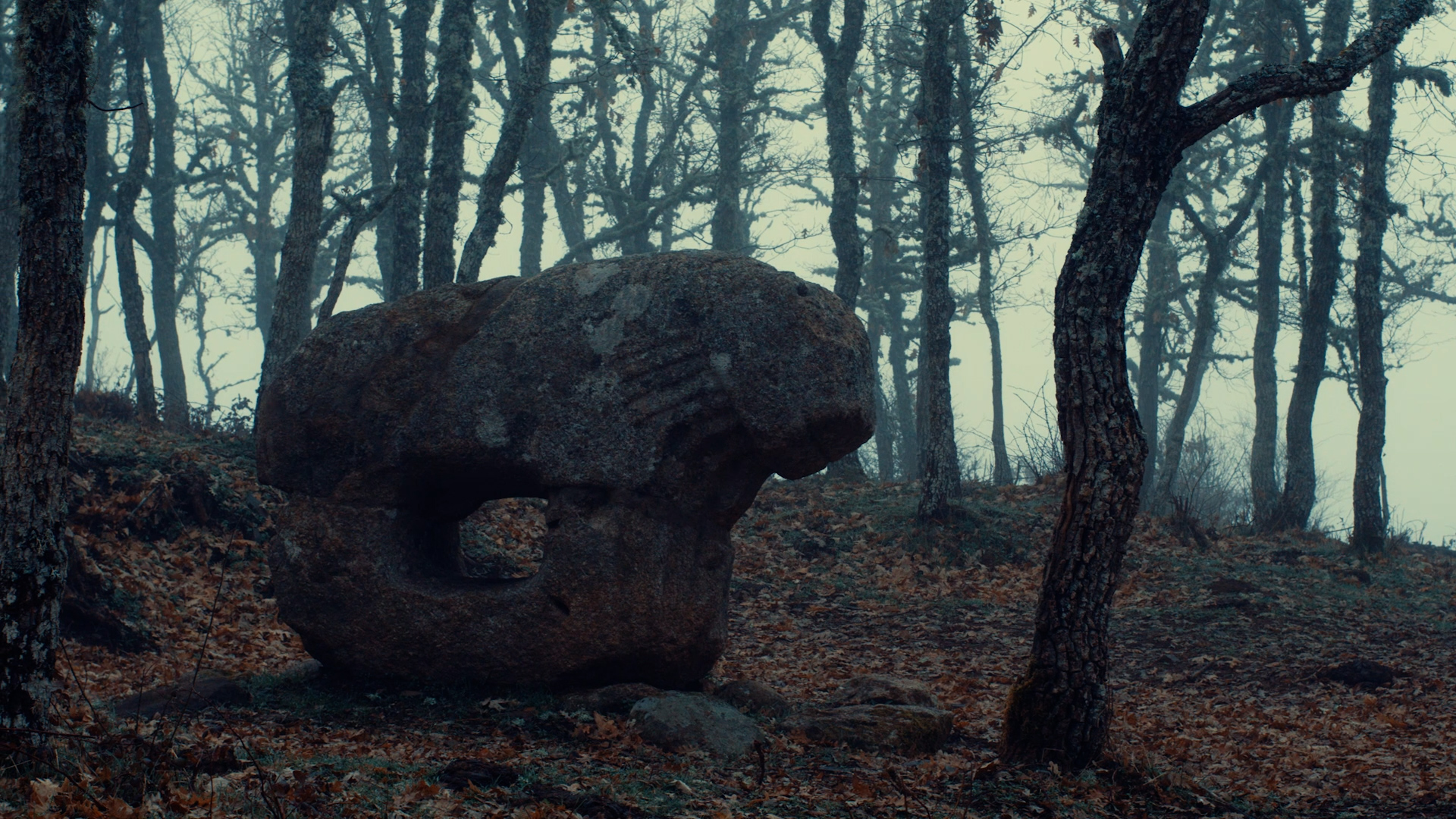 Fortificaciones, poblados y pizarras_sin subtitulos.00_00_46_09.Imagen fija003