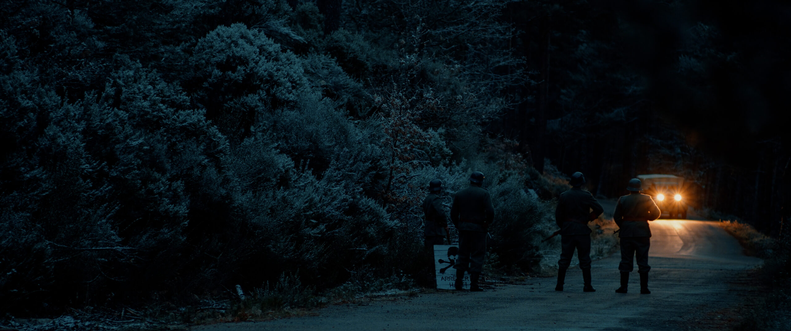 red de libertad.00_59_51_12.Imagen fija018