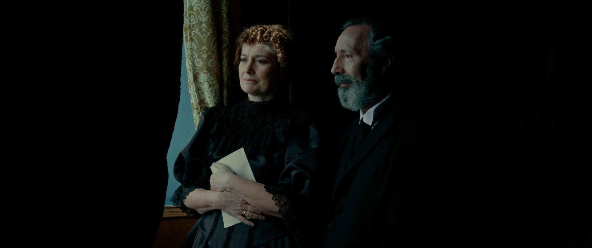 LA SIRVIENTA.00_33_48_23.Imagen fija031