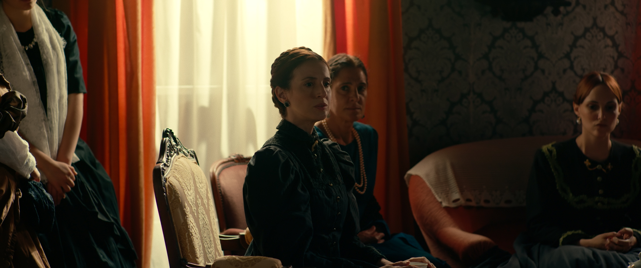 LA SIRVIENTA.00_43_48_03.Imagen fija052